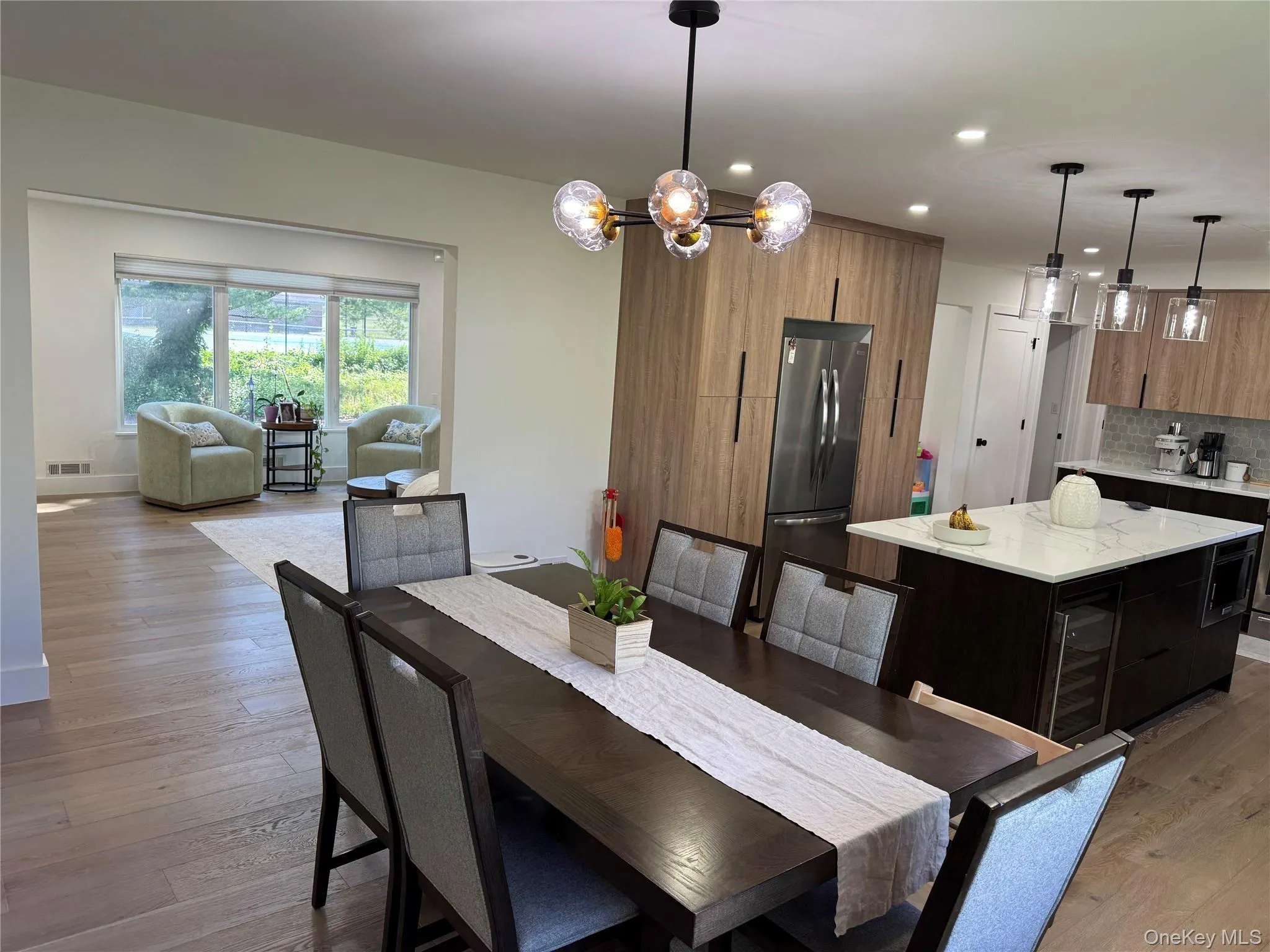 25 Alta Parkway, Mount Vernon, NY, 4 Bedrooms Bedrooms, 11 Rooms Rooms,3 BathroomsBathrooms,Residential,For Rent,Alta,0,KEY1017725 25 Alta Parkway, Mount Vernon, NY, 4 Bedrooms Bedrooms, 11 Rooms Rooms,3 BathroomsBathrooms,Residential,For Rent,Alta,0,KEY1017725