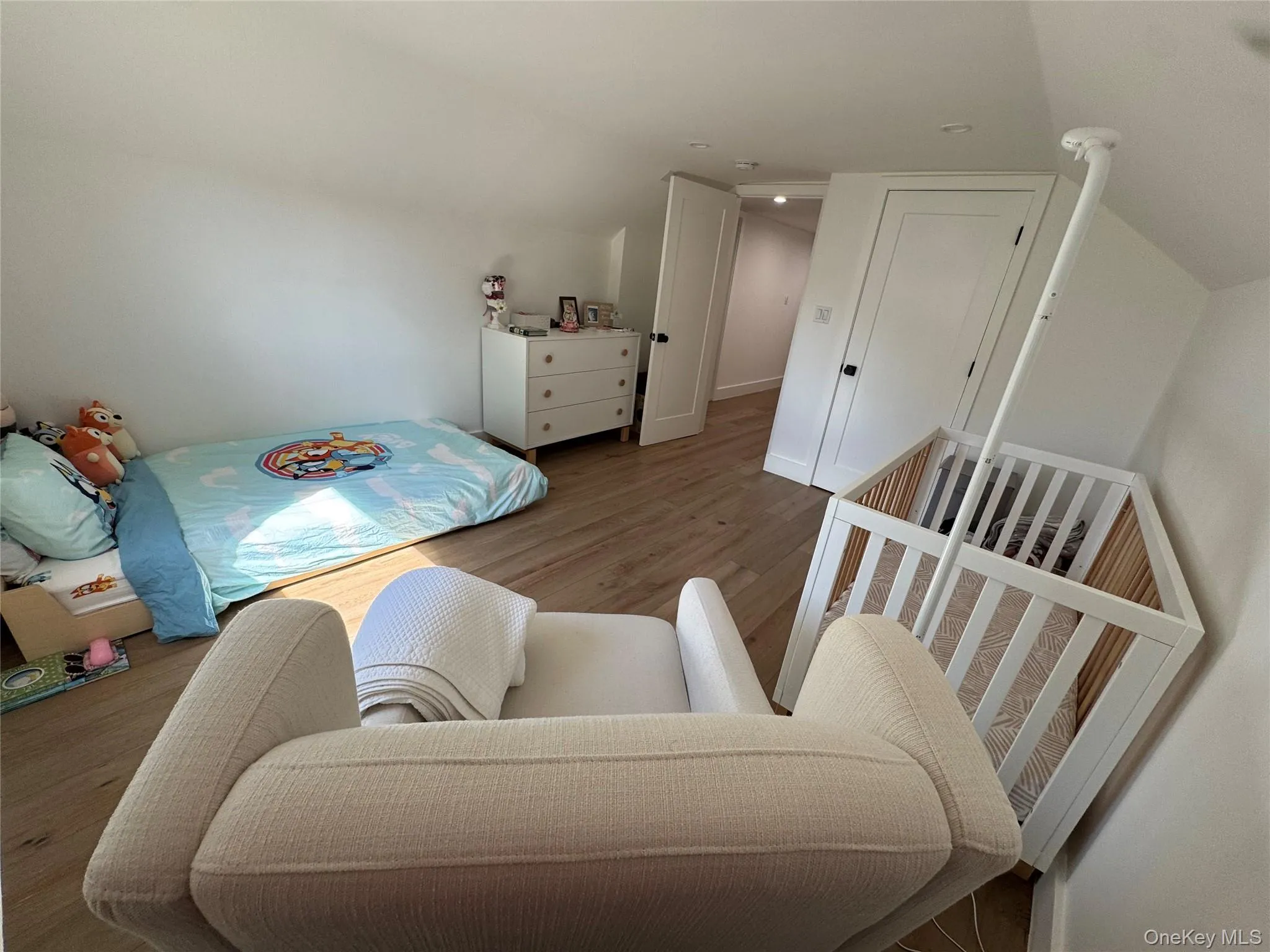 25 Alta Parkway, Mount Vernon, NY, 4 Bedrooms Bedrooms, 11 Rooms Rooms,3 BathroomsBathrooms,Residential,For Rent,Alta,0,KEY1017725 25 Alta Parkway, Mount Vernon, NY, 4 Bedrooms Bedrooms, 11 Rooms Rooms,3 BathroomsBathrooms,Residential,For Rent,Alta,0,KEY1017725