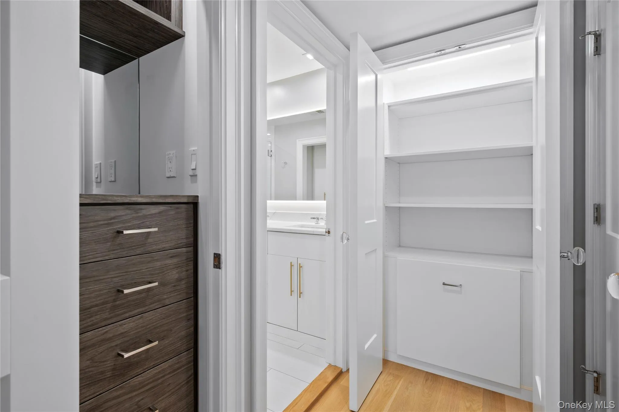 51 Wendt Avenue, Mamaroneck, NY, 2 Bedrooms Bedrooms, 7 Rooms Rooms,2 BathroomsBathrooms,Residential Lease,For Rent,Wendt,0,1017726 51 Wendt Avenue, Mamaroneck, NY, 2 Bedrooms Bedrooms, 7 Rooms Rooms,2 BathroomsBathrooms,Residential Lease,For Rent,Wendt,0,1017726