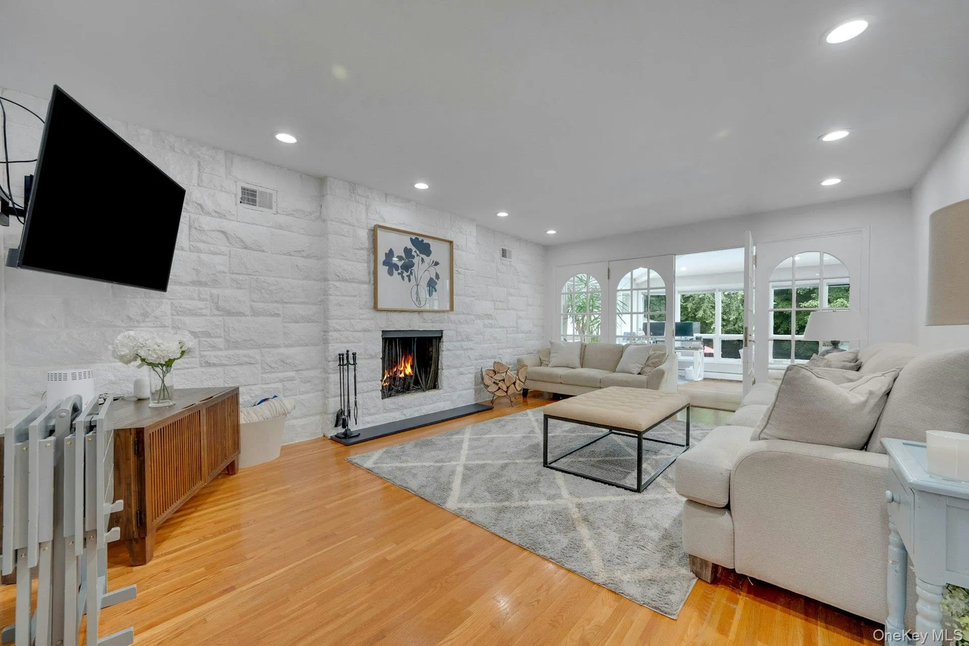 16 Hearthstone Circle, Greenburgh, NY, 4 Bedrooms Bedrooms, 10 Rooms Rooms,3 BathroomsBathrooms,Residential,For Rent,Hearthstone,0,1017727 16 Hearthstone Circle, Greenburgh, NY, 4 Bedrooms Bedrooms, 10 Rooms Rooms,3 BathroomsBathrooms,Residential,For Rent,Hearthstone,0,1017727