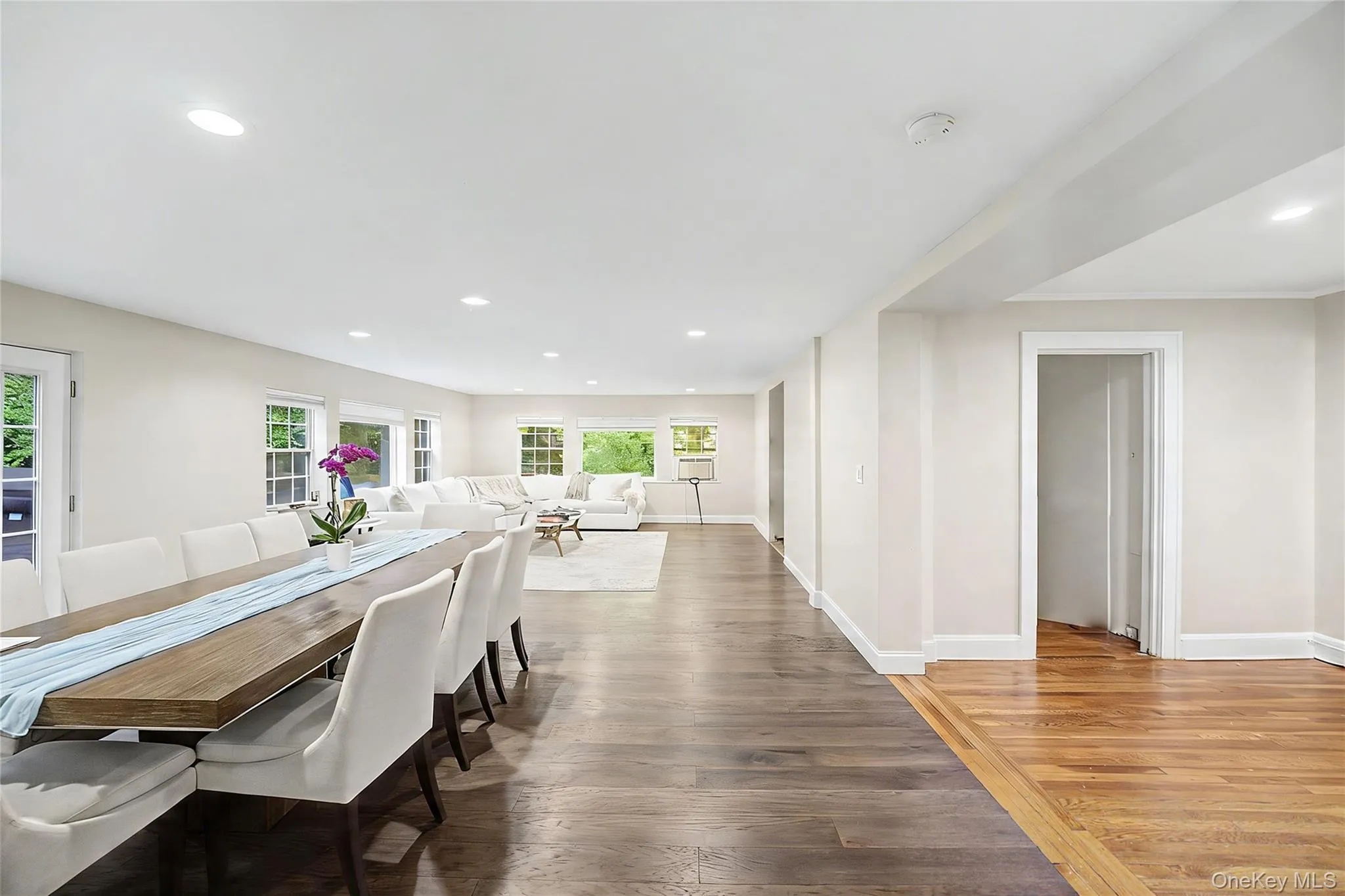 87 Susquehanna Avenue, North Hempstead, NY, 5 Bedrooms Bedrooms, 12 Rooms Rooms,2 BathroomsBathrooms,Residential,For Rent,Susquehanna,0,KEY1017728 87 Susquehanna Avenue, North Hempstead, NY, 5 Bedrooms Bedrooms, 12 Rooms Rooms,2 BathroomsBathrooms,Residential,For Rent,Susquehanna,0,KEY1017728