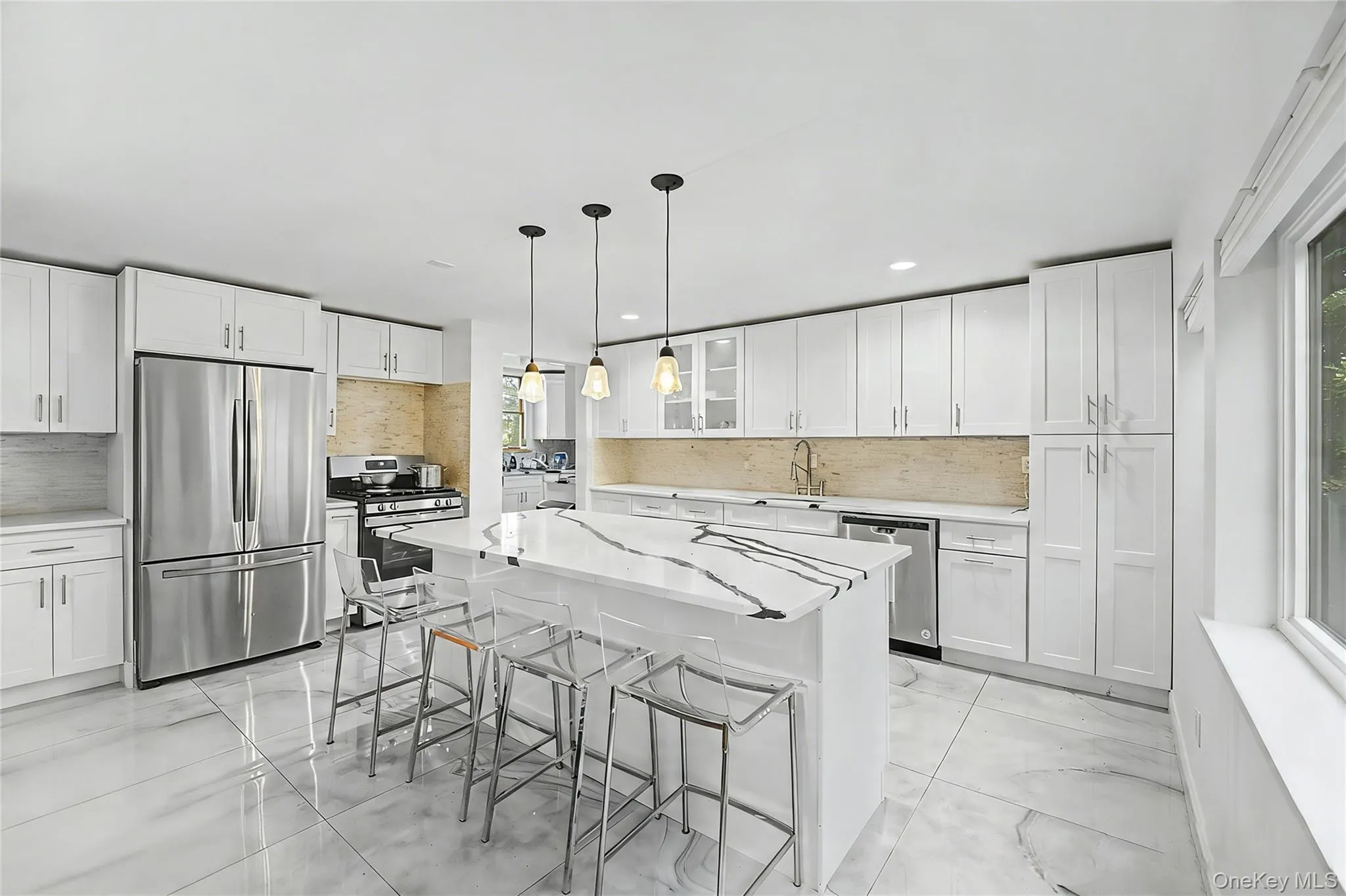 87 Susquehanna Avenue, North Hempstead, NY, 5 Bedrooms Bedrooms, 12 Rooms Rooms,2 BathroomsBathrooms,Residential,For Rent,Susquehanna,0,KEY1017728 87 Susquehanna Avenue, North Hempstead, NY, 5 Bedrooms Bedrooms, 12 Rooms Rooms,2 BathroomsBathrooms,Residential,For Rent,Susquehanna,0,KEY1017728