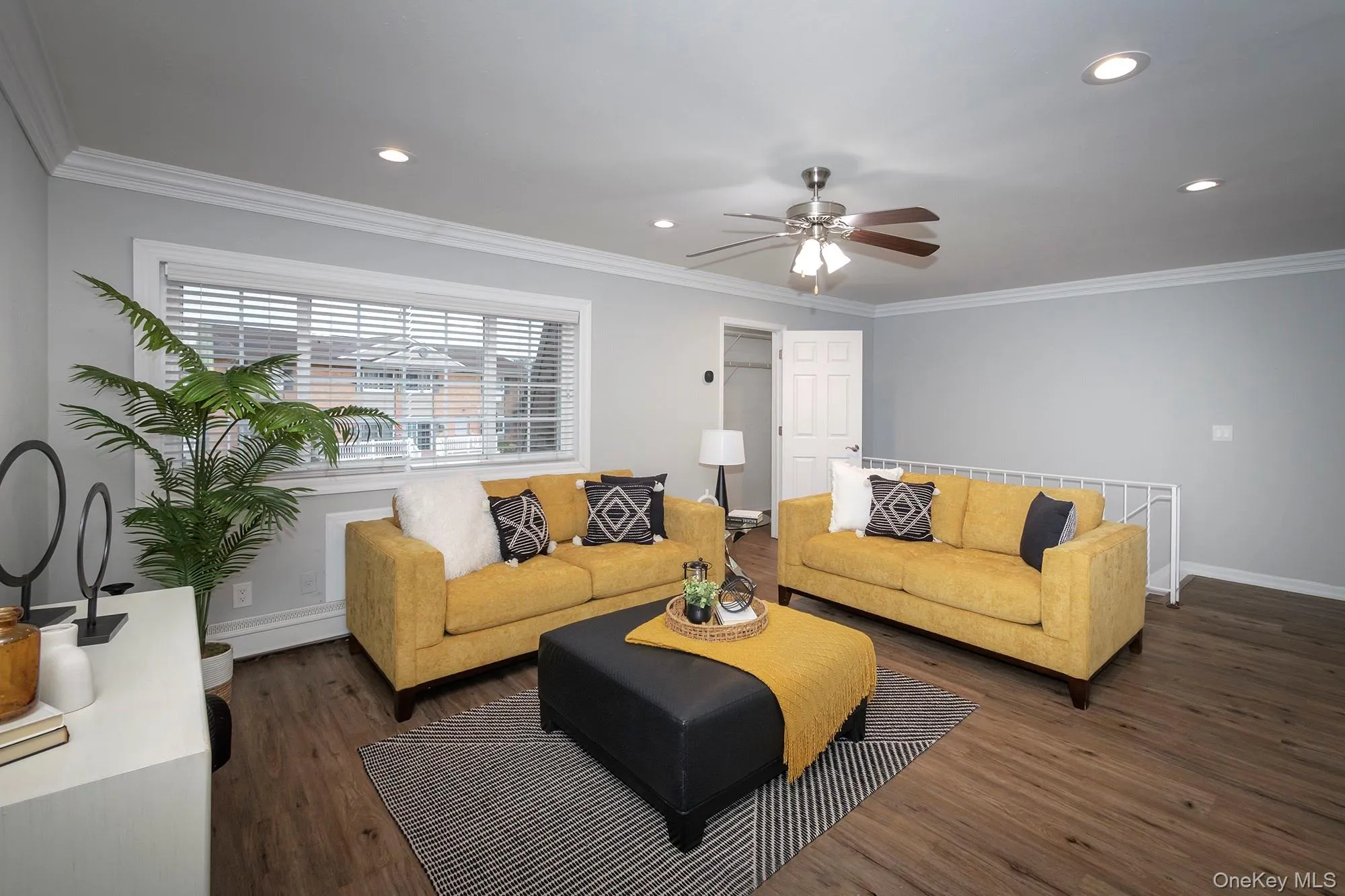 475 Little East Neck Road, Babylon, NY, 1 Bedroom Bedrooms, 4 Rooms Rooms,1 BathroomBathrooms,Residential Lease,For Rent,Little East Neck,0,KEY1017737 475 Little East Neck Road, Babylon, NY, 1 Bedroom Bedrooms, 4 Rooms Rooms,1 BathroomBathrooms,Residential Lease,For Rent,Little East Neck,0,KEY1017737