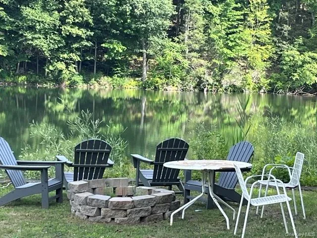 Private Lake Private Lake