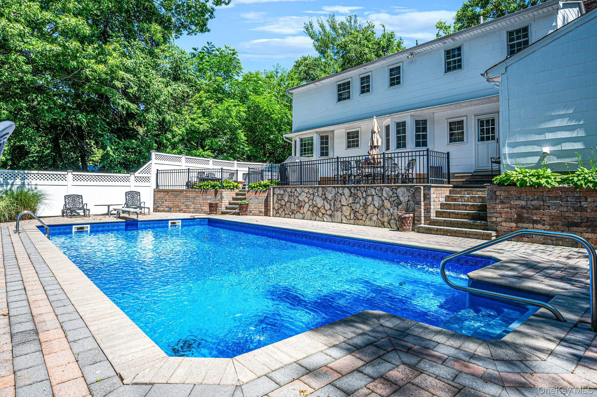 14 Sandpiper Court, Smithtown, NY, 4 Bedrooms Bedrooms, 9 Rooms Rooms,2 BathroomsBathrooms,Residential,For Rent,Sandpiper,0,KEY1017743 14 Sandpiper Court, Smithtown, NY, 4 Bedrooms Bedrooms, 9 Rooms Rooms,2 BathroomsBathrooms,Residential,For Rent,Sandpiper,0,KEY1017743