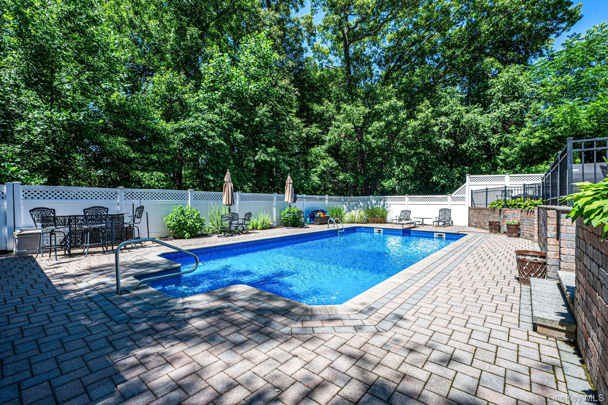 14 Sandpiper Court, Smithtown, NY, 4 Bedrooms Bedrooms, 9 Rooms Rooms,2 BathroomsBathrooms,Residential,For Rent,Sandpiper,0,KEY1017743 14 Sandpiper Court, Smithtown, NY, 4 Bedrooms Bedrooms, 9 Rooms Rooms,2 BathroomsBathrooms,Residential,For Rent,Sandpiper,0,KEY1017743