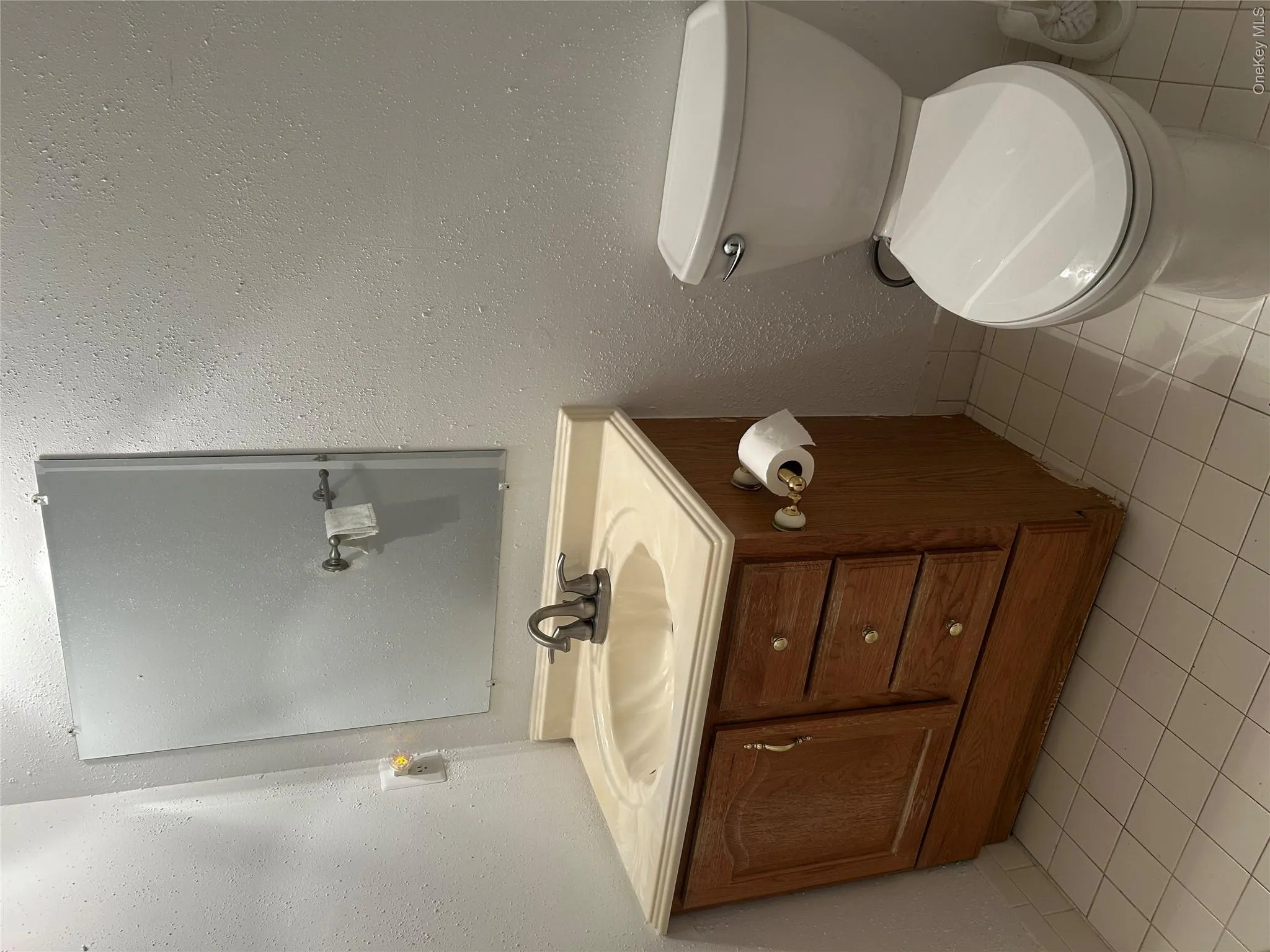 32 Milford Lane, Ramapo, NY, 2 Bedrooms Bedrooms, 5 Rooms Rooms,2 BathroomsBathrooms,Residential,For Rent,Milford,0,1017747 32 Milford Lane, Ramapo, NY, 2 Bedrooms Bedrooms, 5 Rooms Rooms,2 BathroomsBathrooms,Residential,For Rent,Milford,0,1017747