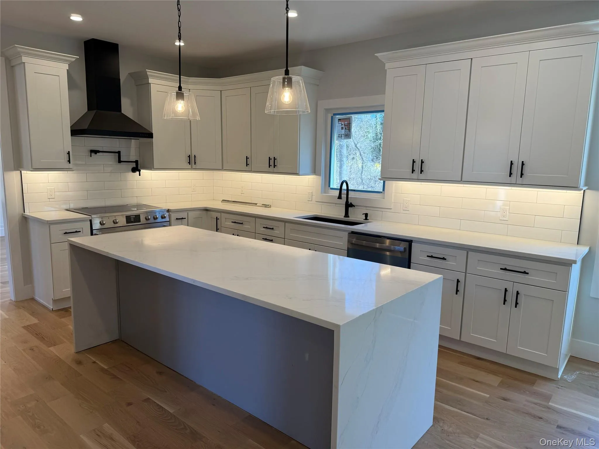 3 lotto Court, Brookhaven, NY, 5 Bedrooms Bedrooms, 10 Rooms Rooms,3 BathroomsBathrooms,Residential,For Rent,lotto,0,KEY1017748 3 lotto Court, Brookhaven, NY, 5 Bedrooms Bedrooms, 10 Rooms Rooms,3 BathroomsBathrooms,Residential,For Rent,lotto,0,KEY1017748