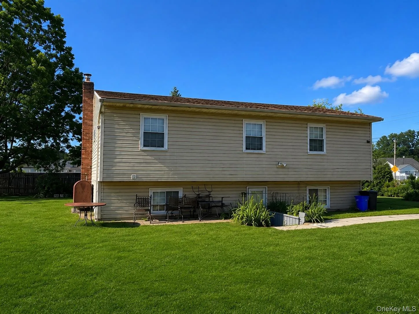27 Pine Road, Babylon, NY, 6 Bedrooms Bedrooms, 9 Rooms Rooms,2 BathroomsBathrooms,Residential,For Rent,Pine,0,KEY1017753 27 Pine Road, Babylon, NY, 6 Bedrooms Bedrooms, 9 Rooms Rooms,2 BathroomsBathrooms,Residential,For Rent,Pine,0,KEY1017753