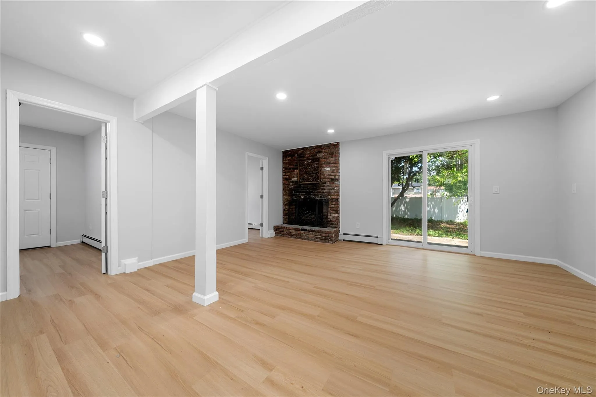 9 4th Street, Smithtown, NY, 6 Bedrooms Bedrooms, 8 Rooms Rooms,3 BathroomsBathrooms,Residential Lease,For Rent,4th,0,KEY1017757 9 4th Street, Smithtown, NY, 6 Bedrooms Bedrooms, 8 Rooms Rooms,3 BathroomsBathrooms,Residential Lease,For Rent,4th,0,KEY1017757