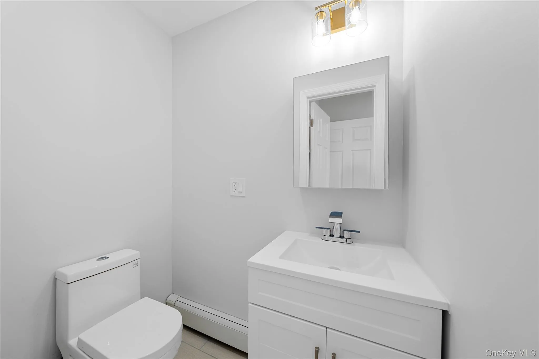 9 4th Street, Smithtown, NY, 6 Bedrooms Bedrooms, 8 Rooms Rooms,3 BathroomsBathrooms,Residential Lease,For Rent,4th,0,KEY1017757 9 4th Street, Smithtown, NY, 6 Bedrooms Bedrooms, 8 Rooms Rooms,3 BathroomsBathrooms,Residential Lease,For Rent,4th,0,KEY1017757