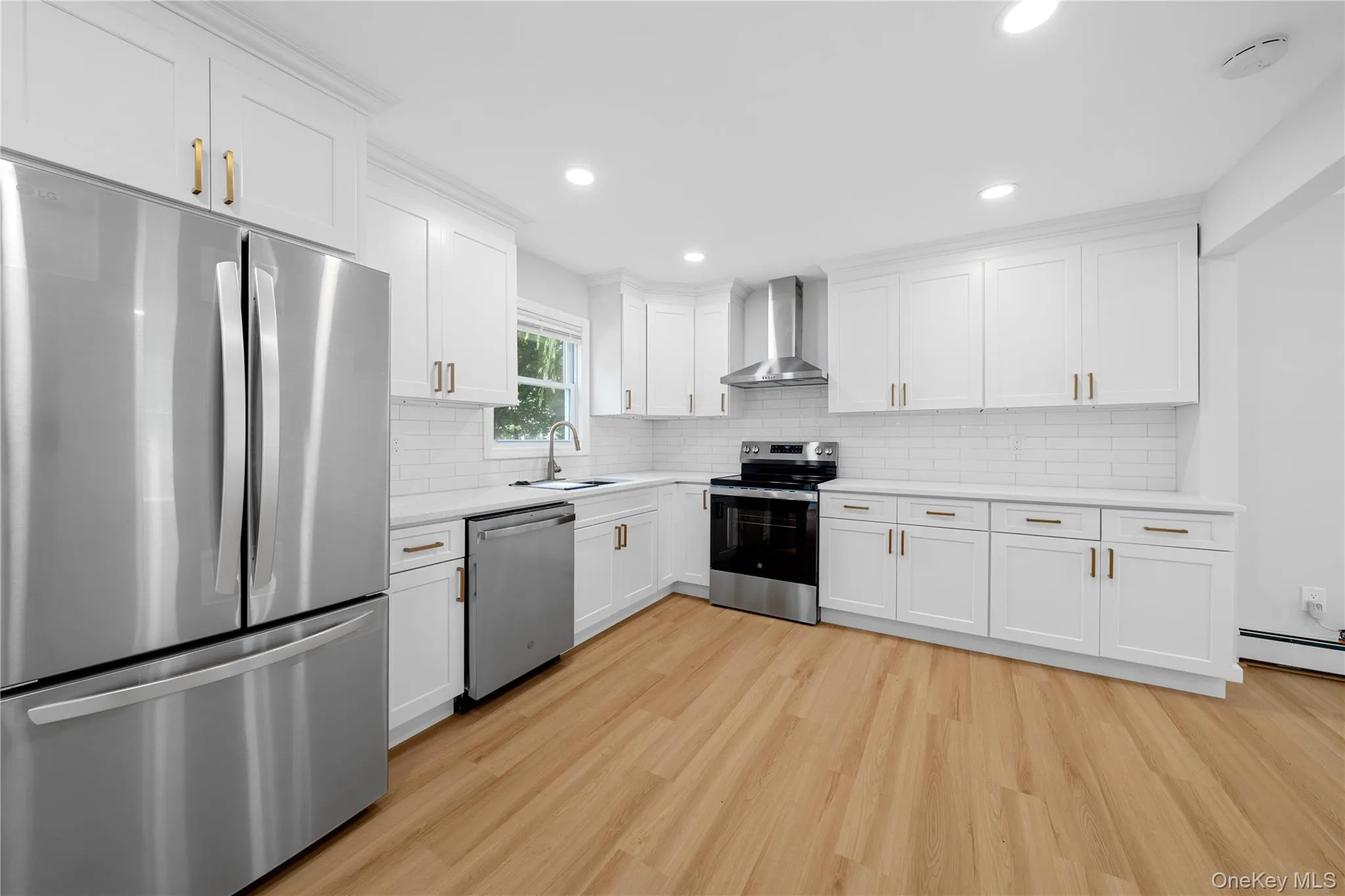 9 4th Street, Smithtown, NY, 6 Bedrooms Bedrooms, 8 Rooms Rooms,3 BathroomsBathrooms,Residential Lease,For Rent,4th,0,KEY1017757 9 4th Street, Smithtown, NY, 6 Bedrooms Bedrooms, 8 Rooms Rooms,3 BathroomsBathrooms,Residential Lease,For Rent,4th,0,KEY1017757