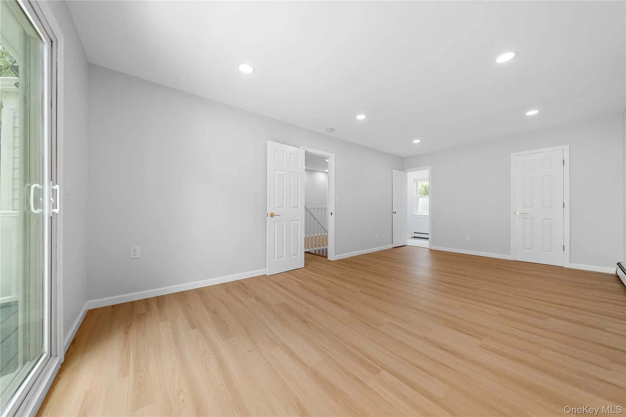 9 4th Street, Smithtown, NY, 6 Bedrooms Bedrooms, 8 Rooms Rooms,3 BathroomsBathrooms,Residential Lease,For Rent,4th,0,KEY1017757 9 4th Street, Smithtown, NY, 6 Bedrooms Bedrooms, 8 Rooms Rooms,3 BathroomsBathrooms,Residential Lease,For Rent,4th,0,KEY1017757