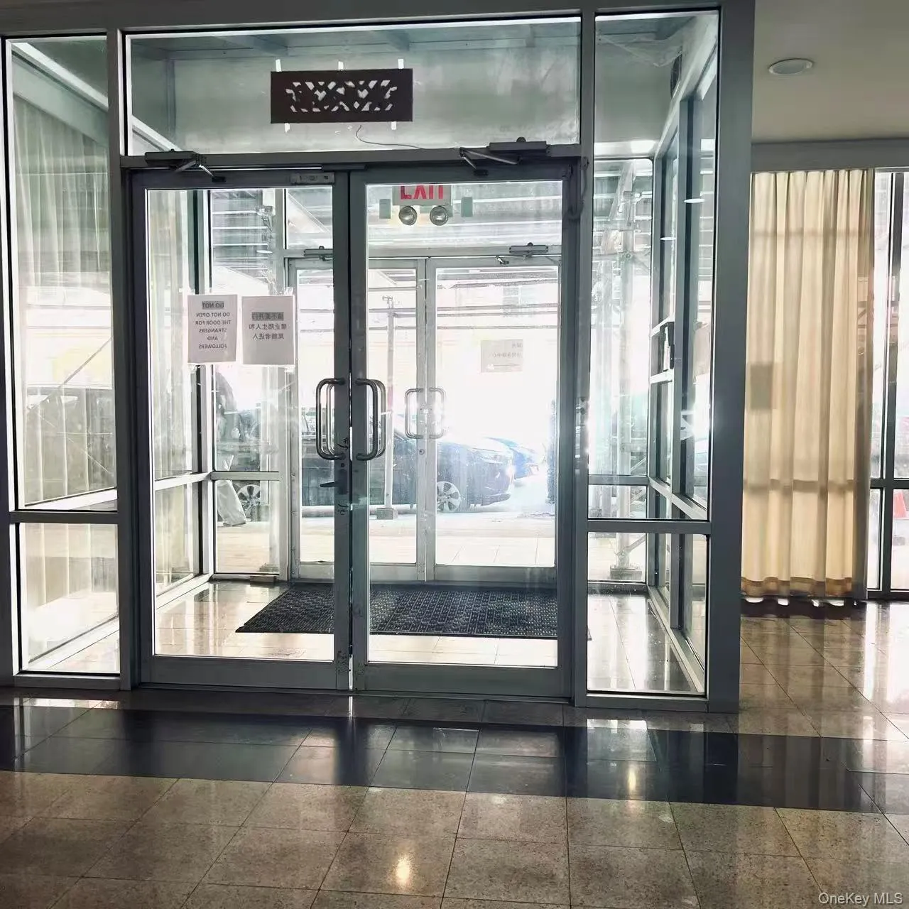 3506 Leavitt Street, New York, NY, 2 Bedrooms Bedrooms, 5 Rooms Rooms,2 BathroomsBathrooms,Residential Lease,For Rent,Leavitt,0,KEY1017761 3506 Leavitt Street, New York, NY, 2 Bedrooms Bedrooms, 5 Rooms Rooms,2 BathroomsBathrooms,Residential Lease,For Rent,Leavitt,0,KEY1017761