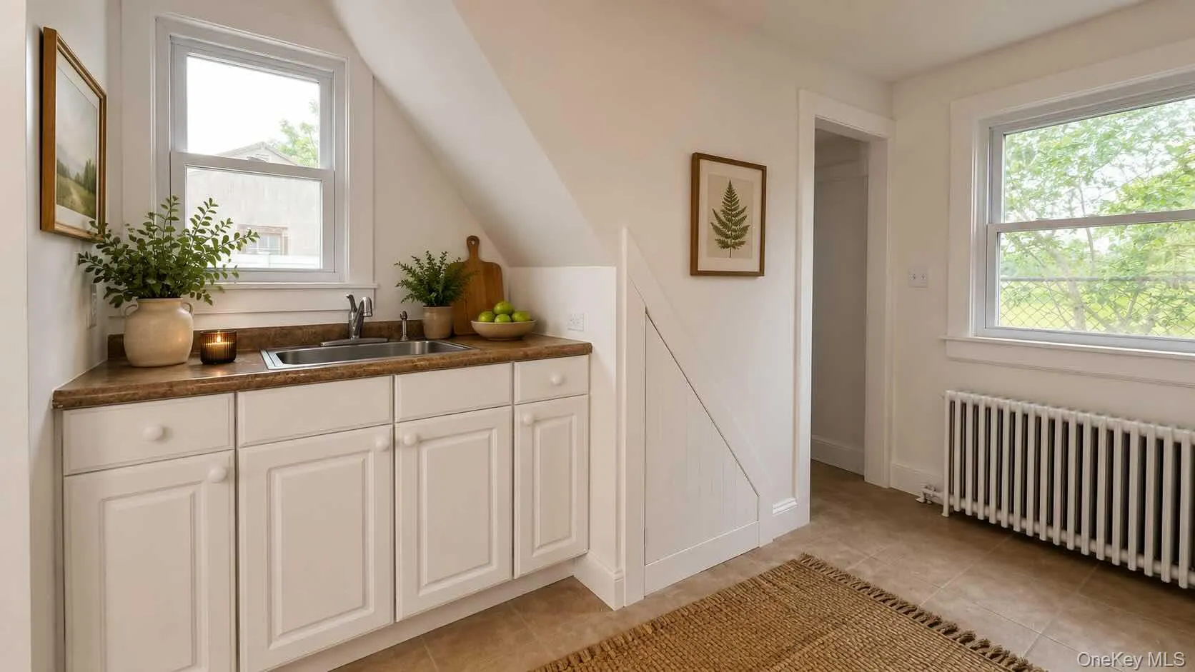 46 6th Street, Oyster Bay, NY, 1 Bedroom Bedrooms, 4 Rooms Rooms,1 BathroomBathrooms,Residential Lease,For Rent,6th,0,1017762 46 6th Street, Oyster Bay, NY, 1 Bedroom Bedrooms, 4 Rooms Rooms,1 BathroomBathrooms,Residential Lease,For Rent,6th,0,1017762