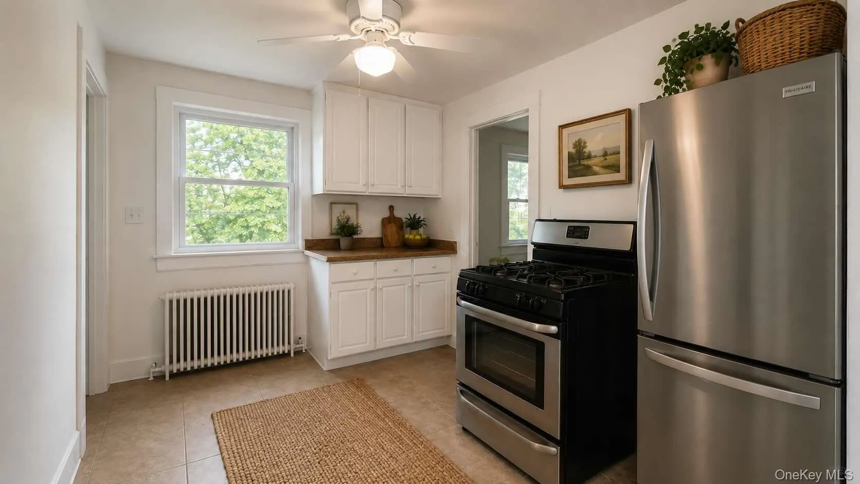 46 6th Street, Oyster Bay, NY, 1 Bedroom Bedrooms, 4 Rooms Rooms,1 BathroomBathrooms,Residential Lease,For Rent,6th,0,1017762 46 6th Street, Oyster Bay, NY, 1 Bedroom Bedrooms, 4 Rooms Rooms,1 BathroomBathrooms,Residential Lease,For Rent,6th,0,1017762