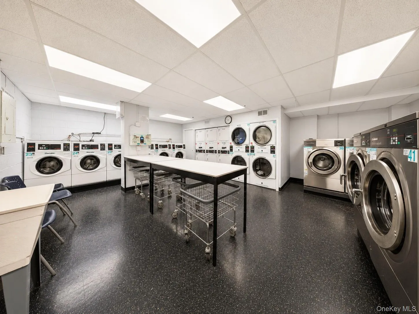 9905 63rd Drive, New York, NY, 2 Bedrooms Bedrooms, 5 Rooms Rooms,1 BathroomBathrooms,Residential,For Rent,63rd,0,1017764 9905 63rd Drive, New York, NY, 2 Bedrooms Bedrooms, 5 Rooms Rooms,1 BathroomBathrooms,Residential,For Rent,63rd,0,1017764