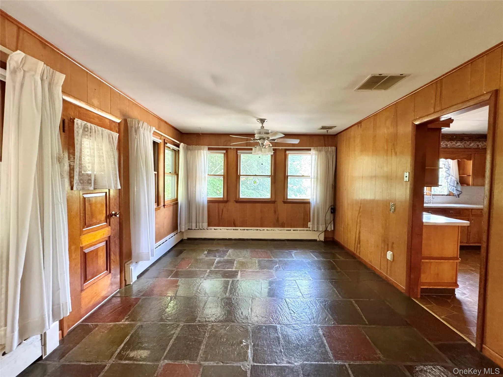 4492 Route 32, Catskill, NY, 3 Bedrooms Bedrooms, 14 Rooms Rooms,3 BathroomsBathrooms,Residential,For Rent,Route 32,0,KEY1017765 4492 Route 32, Catskill, NY, 3 Bedrooms Bedrooms, 14 Rooms Rooms,3 BathroomsBathrooms,Residential,For Rent,Route 32,0,KEY1017765