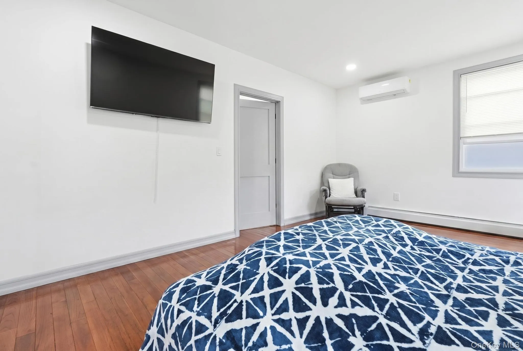 111-35 166th Street, New York, NY, 3 Bedrooms Bedrooms, 9 Rooms Rooms,3 BathroomsBathrooms,Residential,For Rent,166th,0,KEY1017767 111-35 166th Street, New York, NY, 3 Bedrooms Bedrooms, 9 Rooms Rooms,3 BathroomsBathrooms,Residential,For Rent,166th,0,KEY1017767