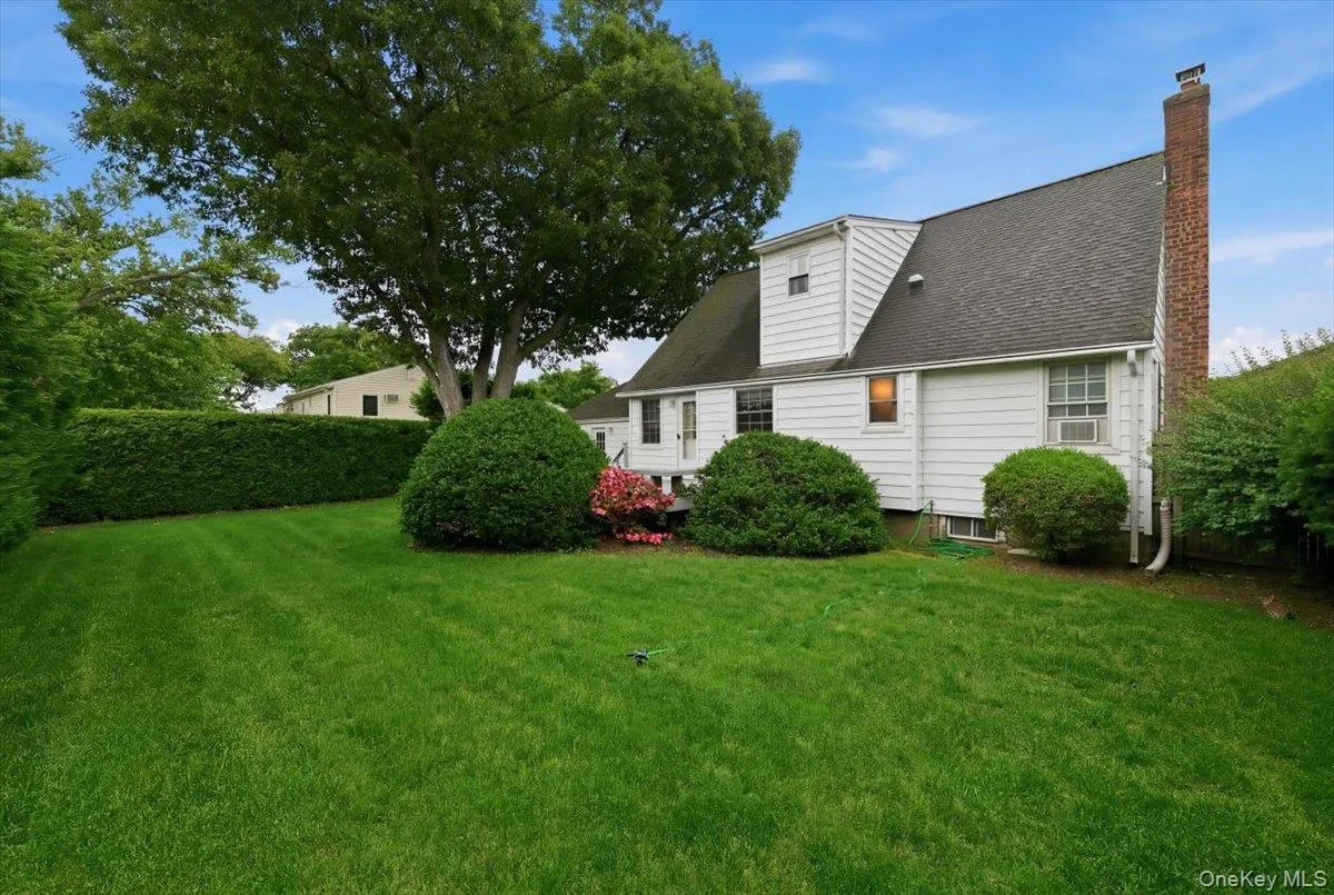 207 Sullivan Avenue, Oyster Bay, NY, 4 Bedrooms Bedrooms, 7 Rooms Rooms,2 BathroomsBathrooms,Residential,For Rent,Sullivan,0,KEY1017770 207 Sullivan Avenue, Oyster Bay, NY, 4 Bedrooms Bedrooms, 7 Rooms Rooms,2 BathroomsBathrooms,Residential,For Rent,Sullivan,0,KEY1017770