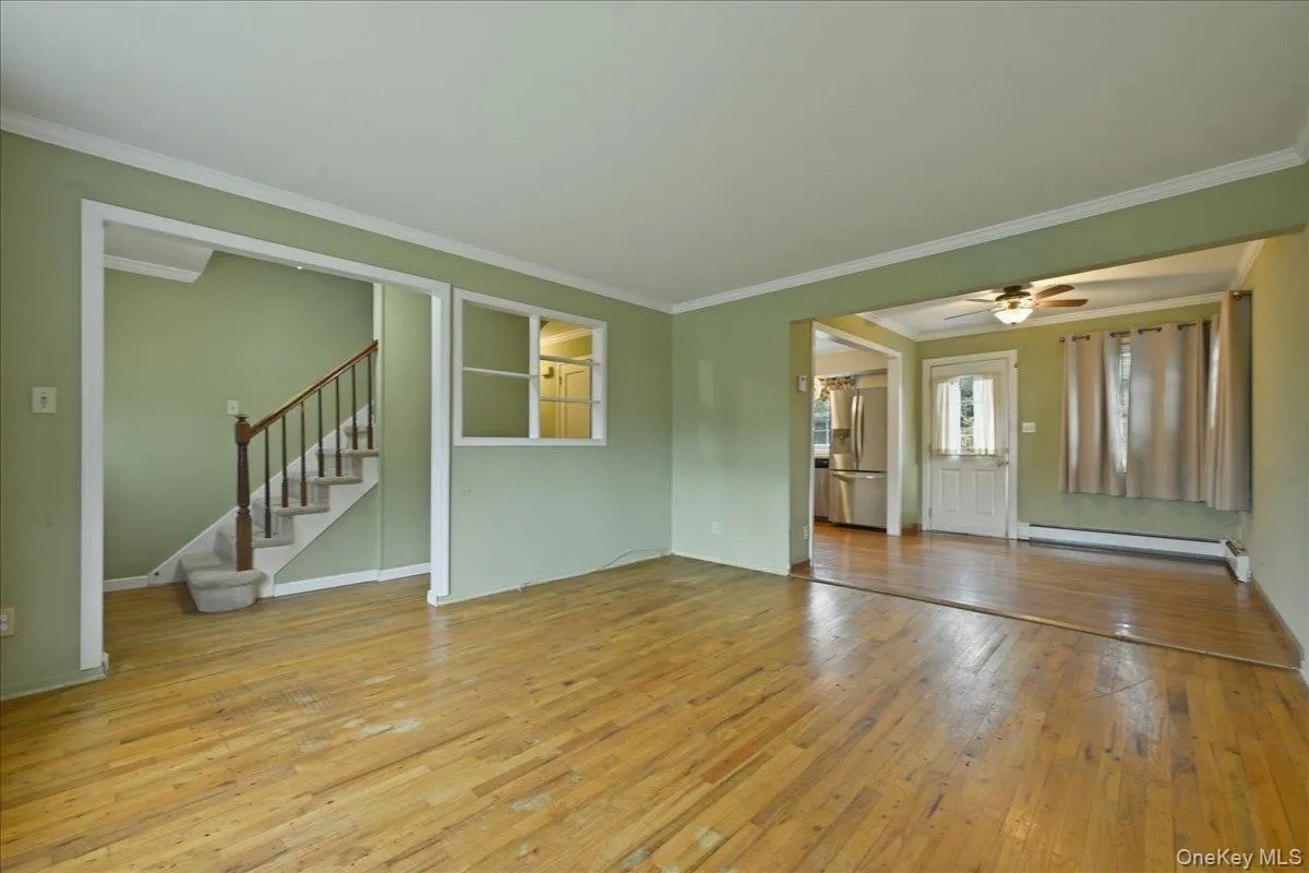 207 Sullivan Avenue, Oyster Bay, NY, 4 Bedrooms Bedrooms, 7 Rooms Rooms,2 BathroomsBathrooms,Residential,For Rent,Sullivan,0,KEY1017770 207 Sullivan Avenue, Oyster Bay, NY, 4 Bedrooms Bedrooms, 7 Rooms Rooms,2 BathroomsBathrooms,Residential,For Rent,Sullivan,0,KEY1017770