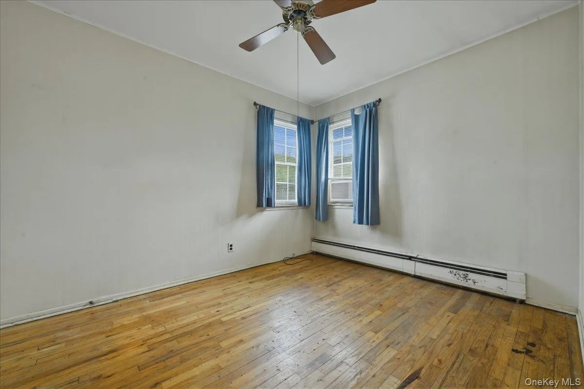 207 Sullivan Avenue, Oyster Bay, NY, 4 Bedrooms Bedrooms, 7 Rooms Rooms,2 BathroomsBathrooms,Residential,For Rent,Sullivan,0,KEY1017770 207 Sullivan Avenue, Oyster Bay, NY, 4 Bedrooms Bedrooms, 7 Rooms Rooms,2 BathroomsBathrooms,Residential,For Rent,Sullivan,0,KEY1017770