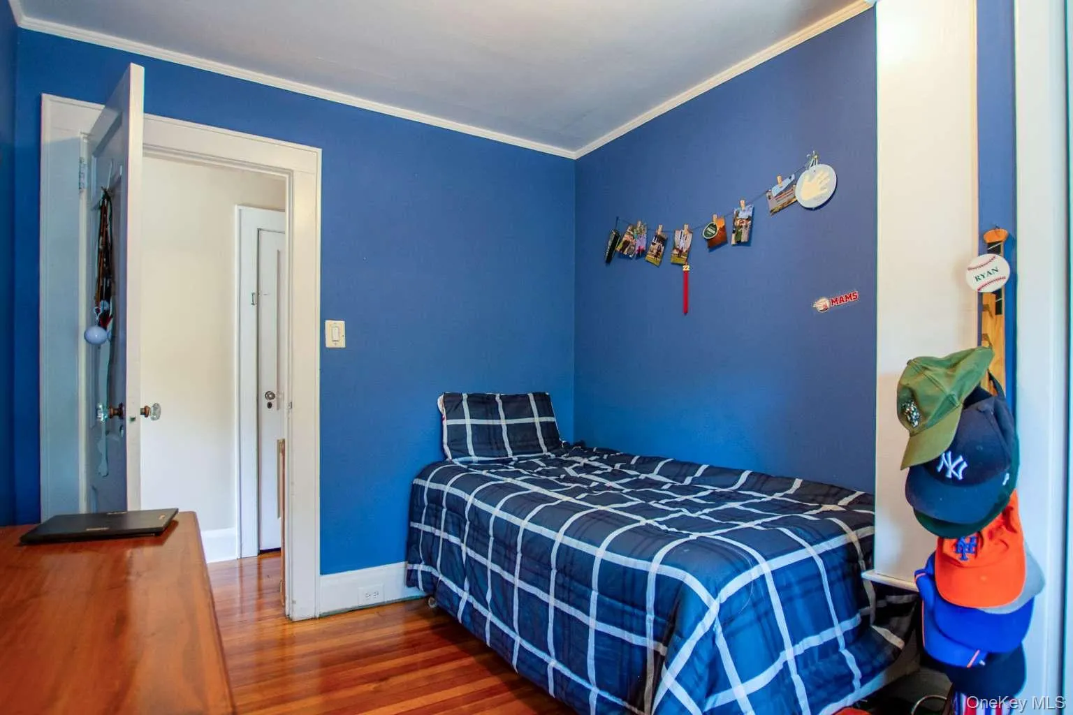 145 Raymond Street, Hempstead, NY, 3 Bedrooms Bedrooms, 11 Rooms Rooms,2 BathroomsBathrooms,Residential,For Rent,Raymond,0,1017780 145 Raymond Street, Hempstead, NY, 3 Bedrooms Bedrooms, 11 Rooms Rooms,2 BathroomsBathrooms,Residential,For Rent,Raymond,0,1017780