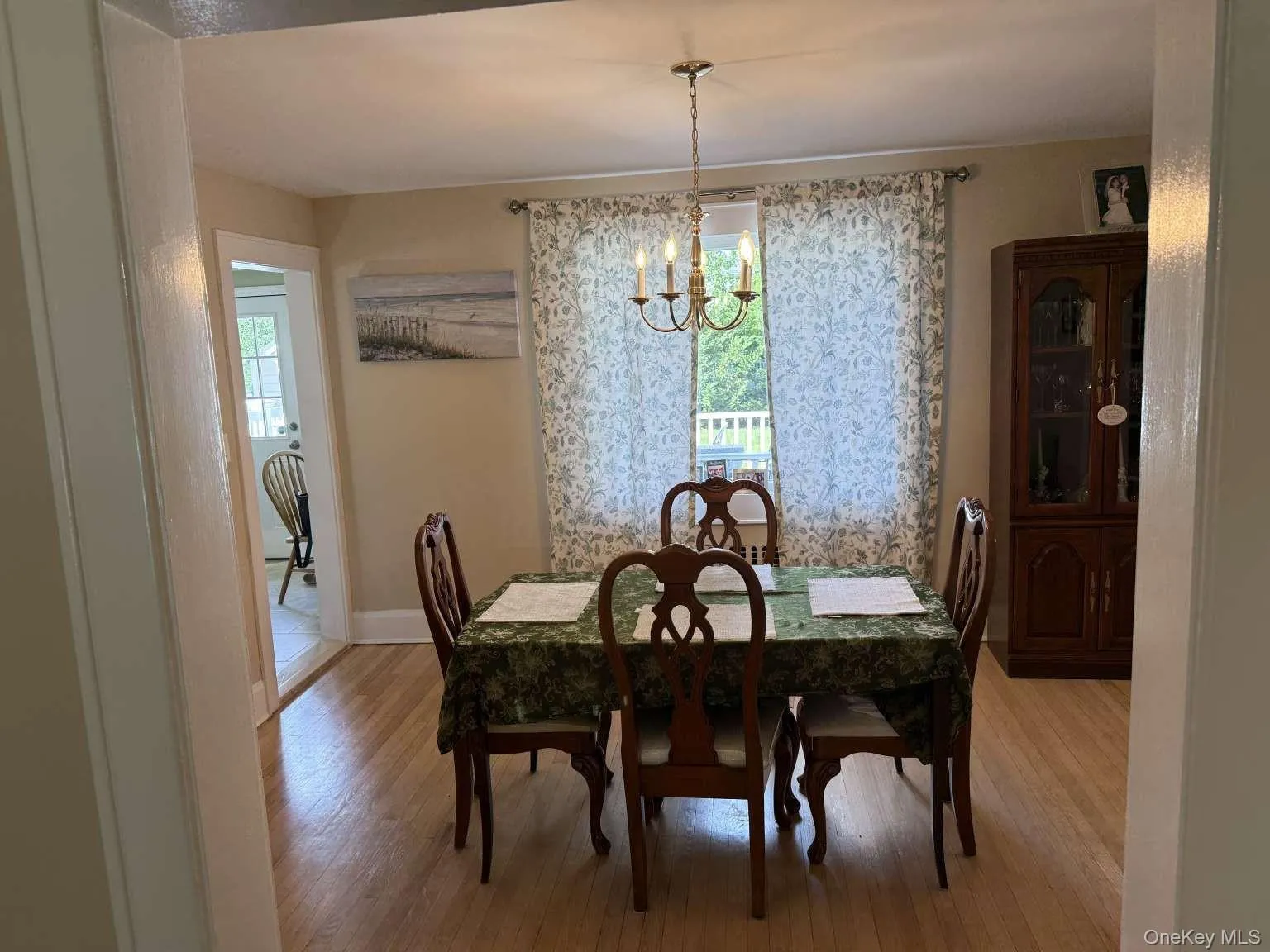 145 Raymond Street, Hempstead, NY, 3 Bedrooms Bedrooms, 11 Rooms Rooms,2 BathroomsBathrooms,Residential,For Rent,Raymond,0,KEY1017780 145 Raymond Street, Hempstead, NY, 3 Bedrooms Bedrooms, 11 Rooms Rooms,2 BathroomsBathrooms,Residential,For Rent,Raymond,0,KEY1017780