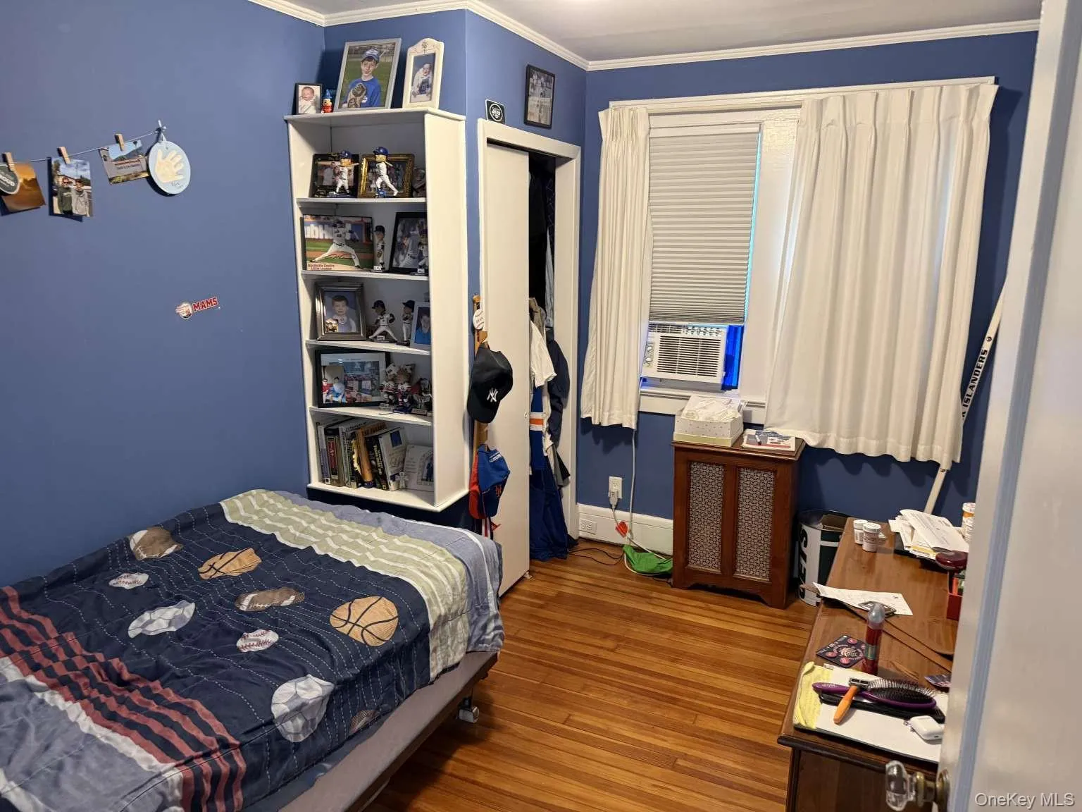 145 Raymond Street, Hempstead, NY, 3 Bedrooms Bedrooms, 11 Rooms Rooms,2 BathroomsBathrooms,Residential,For Rent,Raymond,0,KEY1017780 145 Raymond Street, Hempstead, NY, 3 Bedrooms Bedrooms, 11 Rooms Rooms,2 BathroomsBathrooms,Residential,For Rent,Raymond,0,KEY1017780