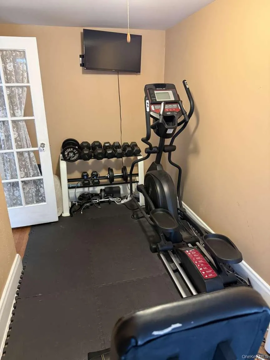 145 Raymond Street, Hempstead, NY, 3 Bedrooms Bedrooms, 11 Rooms Rooms,2 BathroomsBathrooms,Residential,For Rent,Raymond,0,KEY1017780 145 Raymond Street, Hempstead, NY, 3 Bedrooms Bedrooms, 11 Rooms Rooms,2 BathroomsBathrooms,Residential,For Rent,Raymond,0,KEY1017780