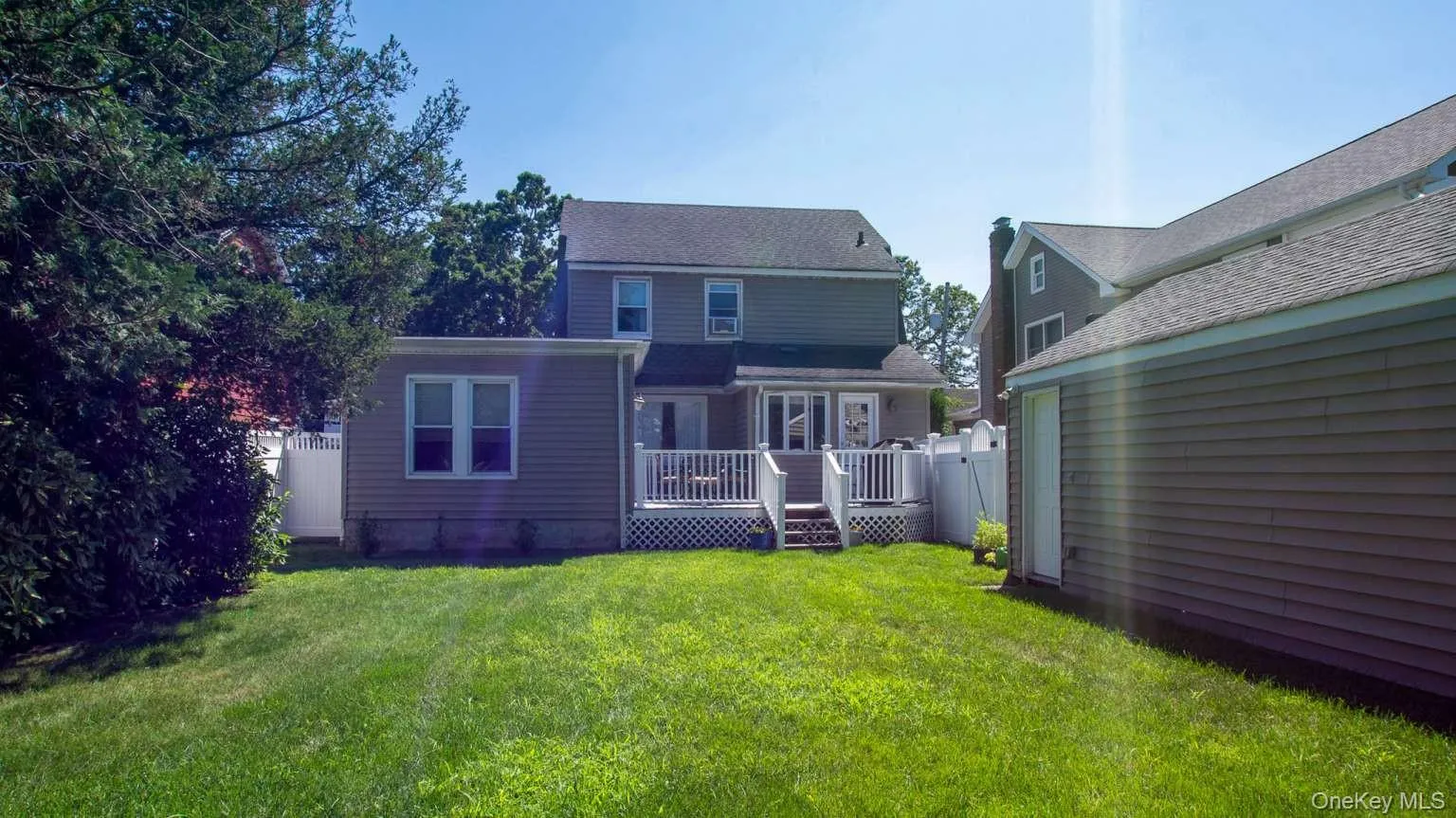 145 Raymond Street, Hempstead, NY, 3 Bedrooms Bedrooms, 11 Rooms Rooms,2 BathroomsBathrooms,Residential,For Rent,Raymond,0,1017780 145 Raymond Street, Hempstead, NY, 3 Bedrooms Bedrooms, 11 Rooms Rooms,2 BathroomsBathrooms,Residential,For Rent,Raymond,0,1017780