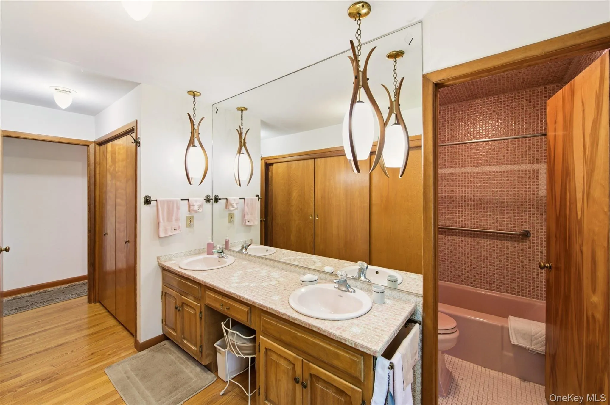 27 Sunken Meadow Road, Smithtown, NY, 3 Bedrooms Bedrooms, 10 Rooms Rooms,3 BathroomsBathrooms,Residential,For Rent,Sunken Meadow,0,1017781 27 Sunken Meadow Road, Smithtown, NY, 3 Bedrooms Bedrooms, 10 Rooms Rooms,3 BathroomsBathrooms,Residential,For Rent,Sunken Meadow,0,1017781