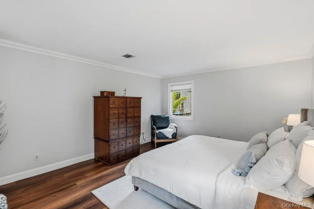 6 Colonial Gate, Oyster Bay, NY, 4 Bedrooms Bedrooms, 10 Rooms Rooms,3 BathroomsBathrooms,Residential,For Rent,Colonial Gate,0,KEY1017782 6 Colonial Gate, Oyster Bay, NY, 4 Bedrooms Bedrooms, 10 Rooms Rooms,3 BathroomsBathrooms,Residential,For Rent,Colonial Gate,0,KEY1017782