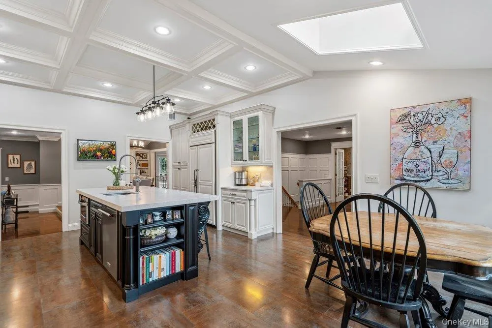 6 Colonial Gate, Oyster Bay, NY, 4 Bedrooms Bedrooms, 10 Rooms Rooms,3 BathroomsBathrooms,Residential,For Rent,Colonial Gate,0,KEY1017782 6 Colonial Gate, Oyster Bay, NY, 4 Bedrooms Bedrooms, 10 Rooms Rooms,3 BathroomsBathrooms,Residential,For Rent,Colonial Gate,0,KEY1017782
