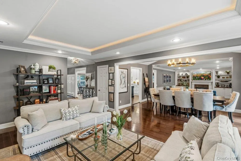 6 Colonial Gate, Oyster Bay, NY, 4 Bedrooms Bedrooms, 10 Rooms Rooms,3 BathroomsBathrooms,Residential,For Rent,Colonial Gate,0,KEY1017782 6 Colonial Gate, Oyster Bay, NY, 4 Bedrooms Bedrooms, 10 Rooms Rooms,3 BathroomsBathrooms,Residential,For Rent,Colonial Gate,0,KEY1017782