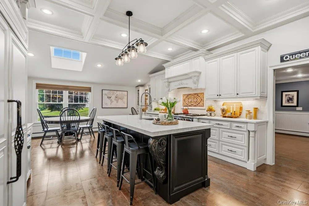 6 Colonial Gate, Oyster Bay, NY, 4 Bedrooms Bedrooms, 10 Rooms Rooms,3 BathroomsBathrooms,Residential,For Rent,Colonial Gate,0,KEY1017782 6 Colonial Gate, Oyster Bay, NY, 4 Bedrooms Bedrooms, 10 Rooms Rooms,3 BathroomsBathrooms,Residential,For Rent,Colonial Gate,0,KEY1017782