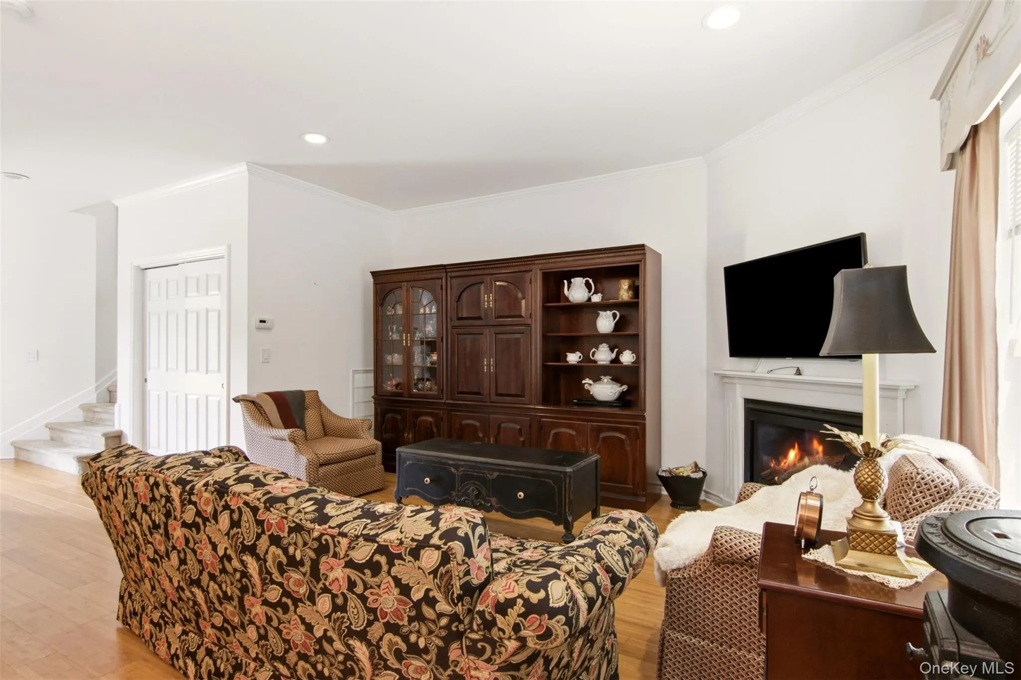 31 Willow Wood Drive, Brookhaven, NY, 2 Bedrooms Bedrooms, 6 Rooms Rooms,2 BathroomsBathrooms,Residential,For Rent,Willow Wood,0,KEY1017783 31 Willow Wood Drive, Brookhaven, NY, 2 Bedrooms Bedrooms, 6 Rooms Rooms,2 BathroomsBathrooms,Residential,For Rent,Willow Wood,0,KEY1017783