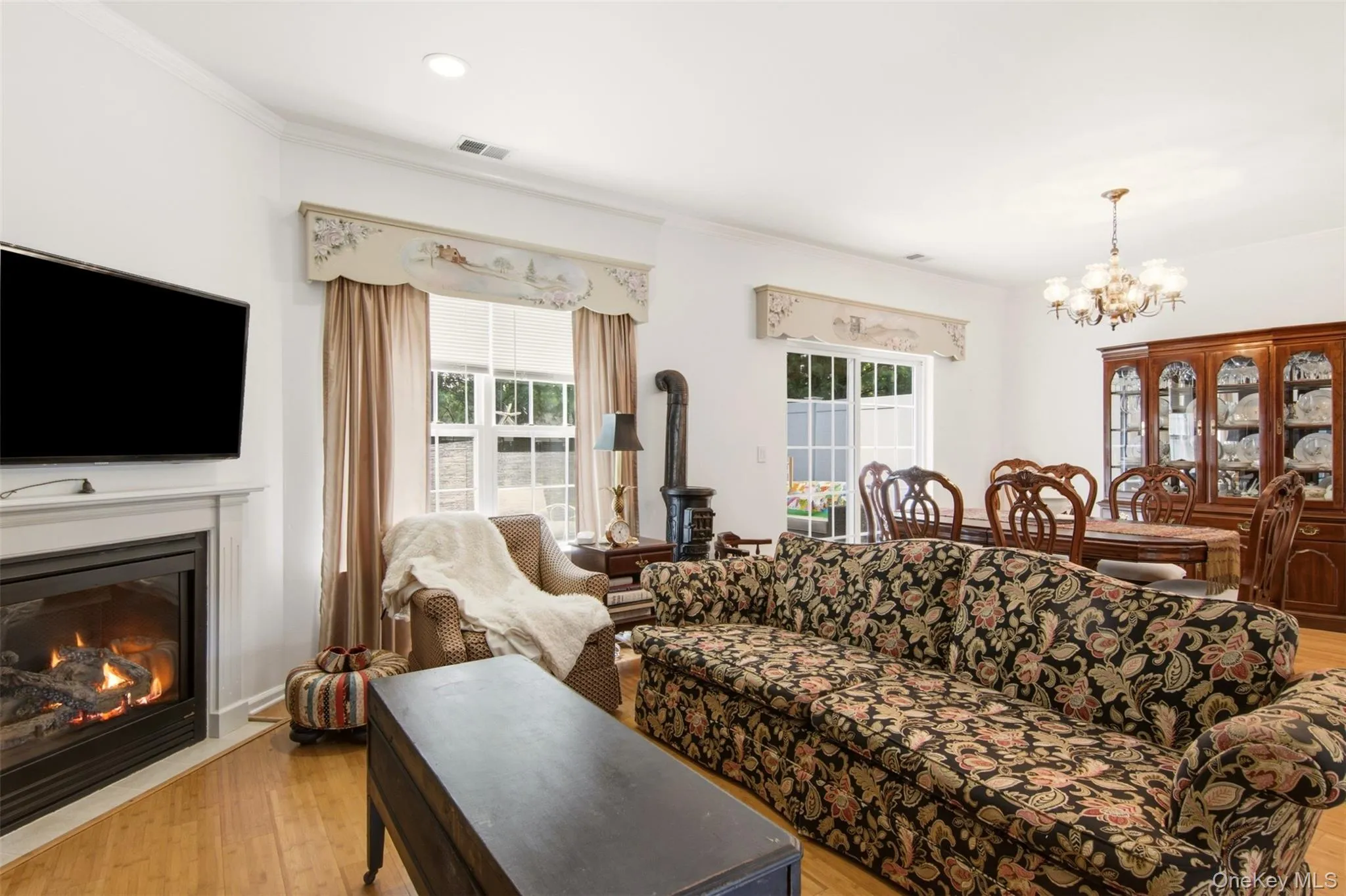 31 Willow Wood Drive, Brookhaven, NY, 2 Bedrooms Bedrooms, 6 Rooms Rooms,2 BathroomsBathrooms,Residential,For Rent,Willow Wood,0,KEY1017783 31 Willow Wood Drive, Brookhaven, NY, 2 Bedrooms Bedrooms, 6 Rooms Rooms,2 BathroomsBathrooms,Residential,For Rent,Willow Wood,0,KEY1017783