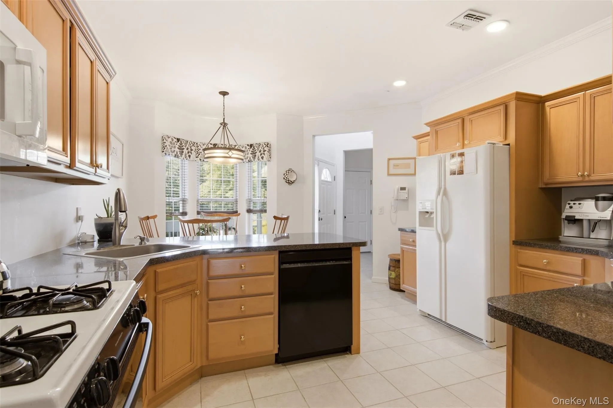 31 Willow Wood Drive, Brookhaven, NY, 2 Bedrooms Bedrooms, 6 Rooms Rooms,2 BathroomsBathrooms,Residential,For Rent,Willow Wood,0,KEY1017783 31 Willow Wood Drive, Brookhaven, NY, 2 Bedrooms Bedrooms, 6 Rooms Rooms,2 BathroomsBathrooms,Residential,For Rent,Willow Wood,0,KEY1017783