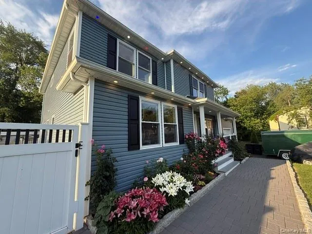 68 Jefferson Avenue, Babylon, NY, 4 Bedrooms Bedrooms, 12 Rooms Rooms,2 BathroomsBathrooms,Residential,For Rent,Jefferson,0,KEY1017786 68 Jefferson Avenue, Babylon, NY, 4 Bedrooms Bedrooms, 12 Rooms Rooms,2 BathroomsBathrooms,Residential,For Rent,Jefferson,0,KEY1017786