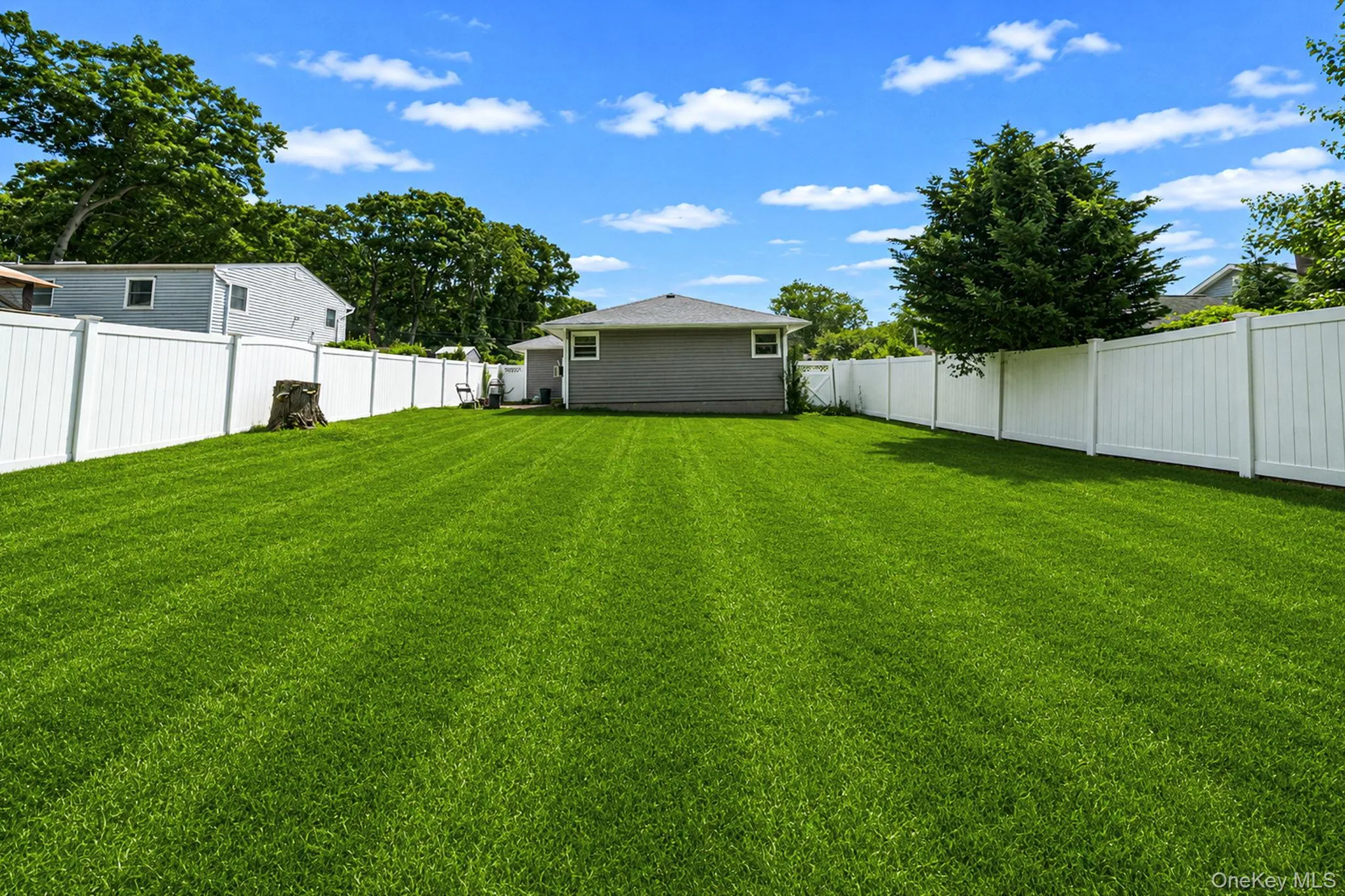 390 Blue Point Road, Brookhaven, NY, 3 Bedrooms Bedrooms, 6 Rooms Rooms,1 BathroomBathrooms,Residential,For Rent,Blue Point,0,1017790 390 Blue Point Road, Brookhaven, NY, 3 Bedrooms Bedrooms, 6 Rooms Rooms,1 BathroomBathrooms,Residential,For Rent,Blue Point,0,1017790