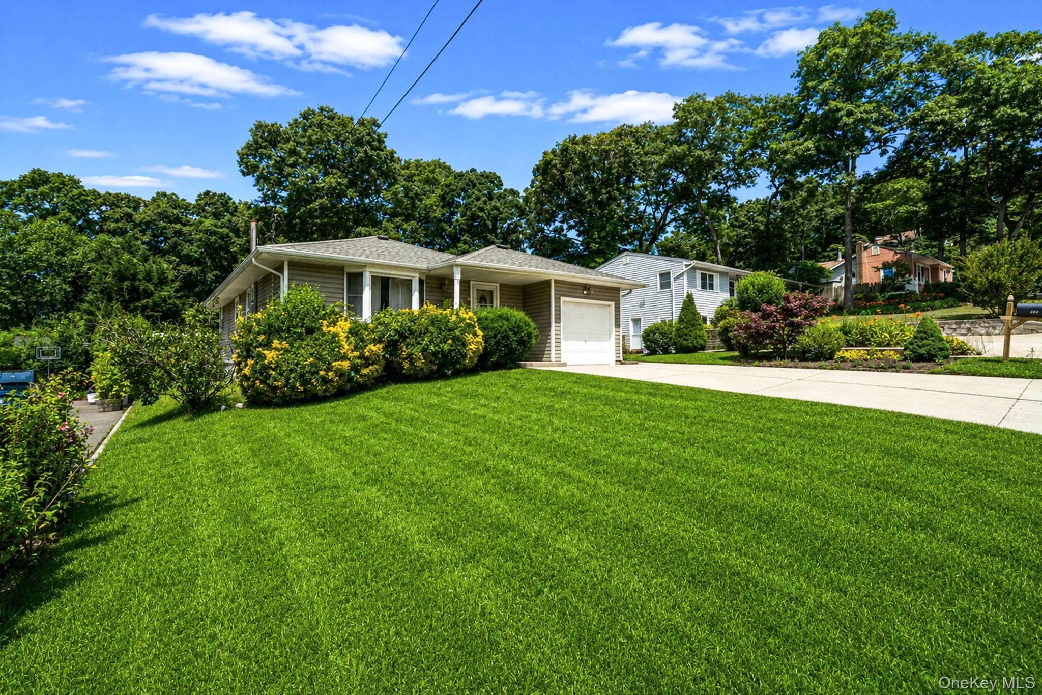 390 Blue Point Road, Brookhaven, NY, 3 Bedrooms Bedrooms, 6 Rooms Rooms,1 BathroomBathrooms,Residential,For Rent,Blue Point,0,1017790 390 Blue Point Road, Brookhaven, NY, 3 Bedrooms Bedrooms, 6 Rooms Rooms,1 BathroomBathrooms,Residential,For Rent,Blue Point,0,1017790