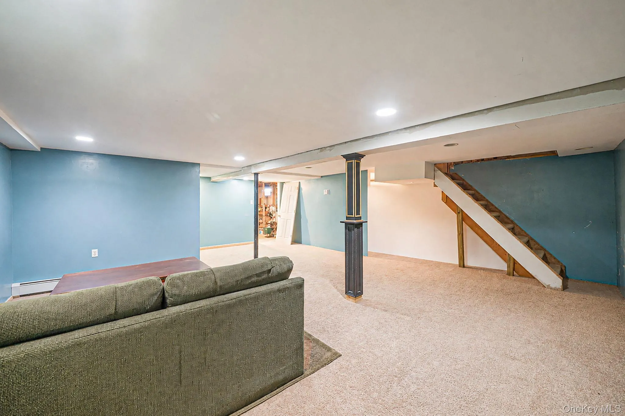390 Blue Point Road, Brookhaven, NY, 3 Bedrooms Bedrooms, 6 Rooms Rooms,1 BathroomBathrooms,Residential,For Rent,Blue Point,0,1017790 390 Blue Point Road, Brookhaven, NY, 3 Bedrooms Bedrooms, 6 Rooms Rooms,1 BathroomBathrooms,Residential,For Rent,Blue Point,0,1017790