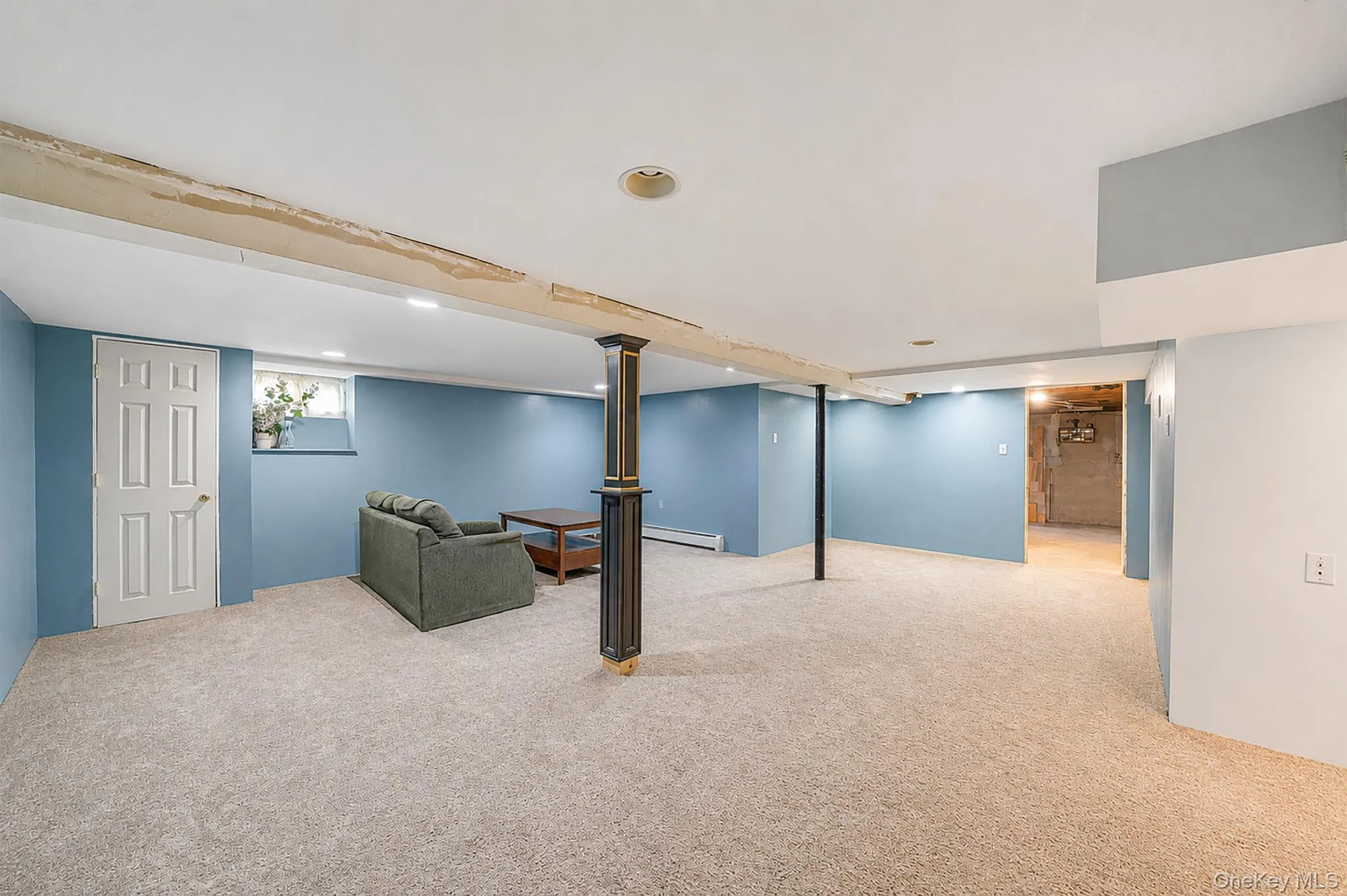 390 Blue Point Road, Brookhaven, NY, 3 Bedrooms Bedrooms, 6 Rooms Rooms,1 BathroomBathrooms,Residential,For Rent,Blue Point,0,1017790 390 Blue Point Road, Brookhaven, NY, 3 Bedrooms Bedrooms, 6 Rooms Rooms,1 BathroomBathrooms,Residential,For Rent,Blue Point,0,1017790