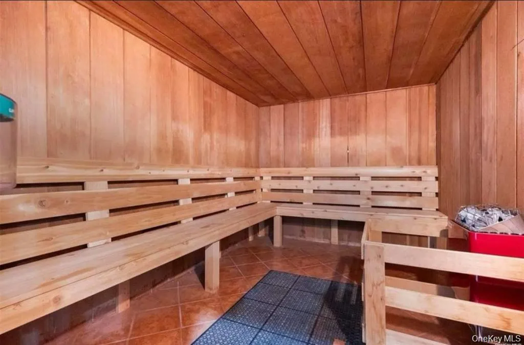 577 Blue Ridge Drive, Brookhaven, NY, 3 Bedrooms Bedrooms, 8 Rooms Rooms,1 BathroomBathrooms,Residential,For Rent,Blue Ridge,0,KEY1017791 577 Blue Ridge Drive, Brookhaven, NY, 3 Bedrooms Bedrooms, 8 Rooms Rooms,1 BathroomBathrooms,Residential,For Rent,Blue Ridge,0,KEY1017791