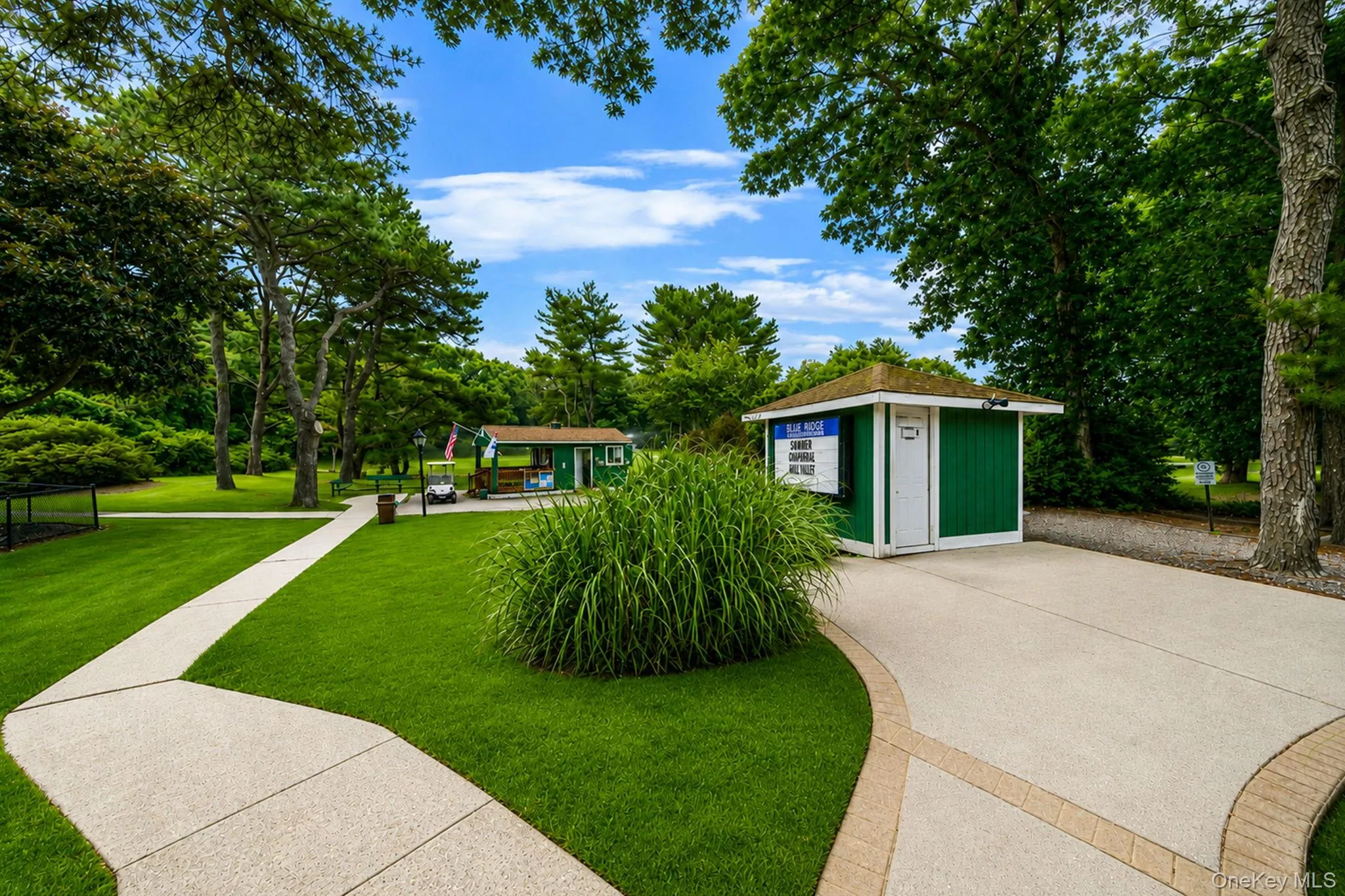 577 Blue Ridge Drive, Brookhaven, NY, 3 Bedrooms Bedrooms, 8 Rooms Rooms,1 BathroomBathrooms,Residential,For Rent,Blue Ridge,0,KEY1017791 577 Blue Ridge Drive, Brookhaven, NY, 3 Bedrooms Bedrooms, 8 Rooms Rooms,1 BathroomBathrooms,Residential,For Rent,Blue Ridge,0,KEY1017791