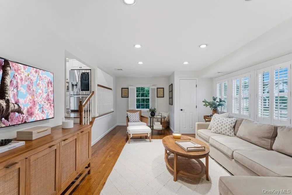 80 Joyce Road, Oyster Bay, NY, 3 Bedrooms Bedrooms, 8 Rooms Rooms,2 BathroomsBathrooms,Residential,For Rent,Joyce,0,KEY1017800 80 Joyce Road, Oyster Bay, NY, 3 Bedrooms Bedrooms, 8 Rooms Rooms,2 BathroomsBathrooms,Residential,For Rent,Joyce,0,KEY1017800