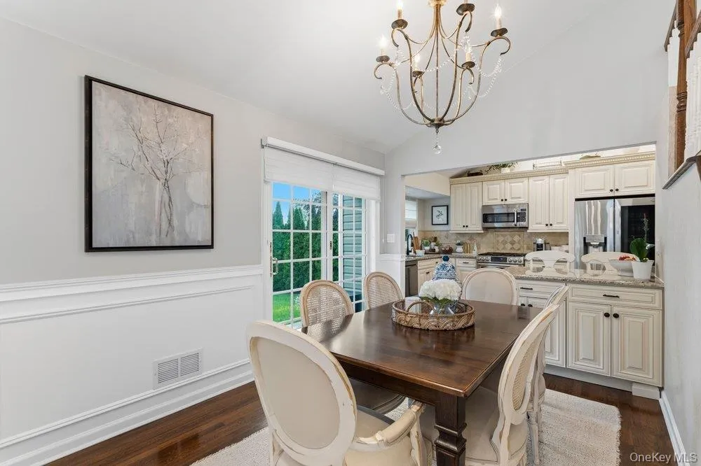 80 Joyce Road, Oyster Bay, NY, 3 Bedrooms Bedrooms, 8 Rooms Rooms,2 BathroomsBathrooms,Residential,For Rent,Joyce,0,KEY1017800 80 Joyce Road, Oyster Bay, NY, 3 Bedrooms Bedrooms, 8 Rooms Rooms,2 BathroomsBathrooms,Residential,For Rent,Joyce,0,KEY1017800