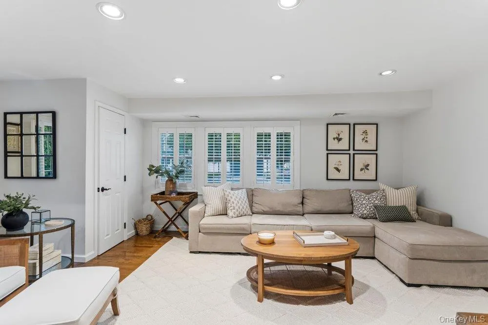 80 Joyce Road, Oyster Bay, NY, 3 Bedrooms Bedrooms, 8 Rooms Rooms,2 BathroomsBathrooms,Residential,For Rent,Joyce,0,KEY1017800 80 Joyce Road, Oyster Bay, NY, 3 Bedrooms Bedrooms, 8 Rooms Rooms,2 BathroomsBathrooms,Residential,For Rent,Joyce,0,KEY1017800