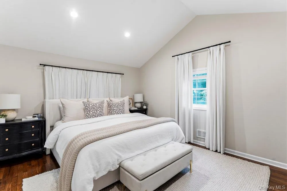 80 Joyce Road, Oyster Bay, NY, 3 Bedrooms Bedrooms, 8 Rooms Rooms,2 BathroomsBathrooms,Residential,For Rent,Joyce,0,KEY1017800 80 Joyce Road, Oyster Bay, NY, 3 Bedrooms Bedrooms, 8 Rooms Rooms,2 BathroomsBathrooms,Residential,For Rent,Joyce,0,KEY1017800